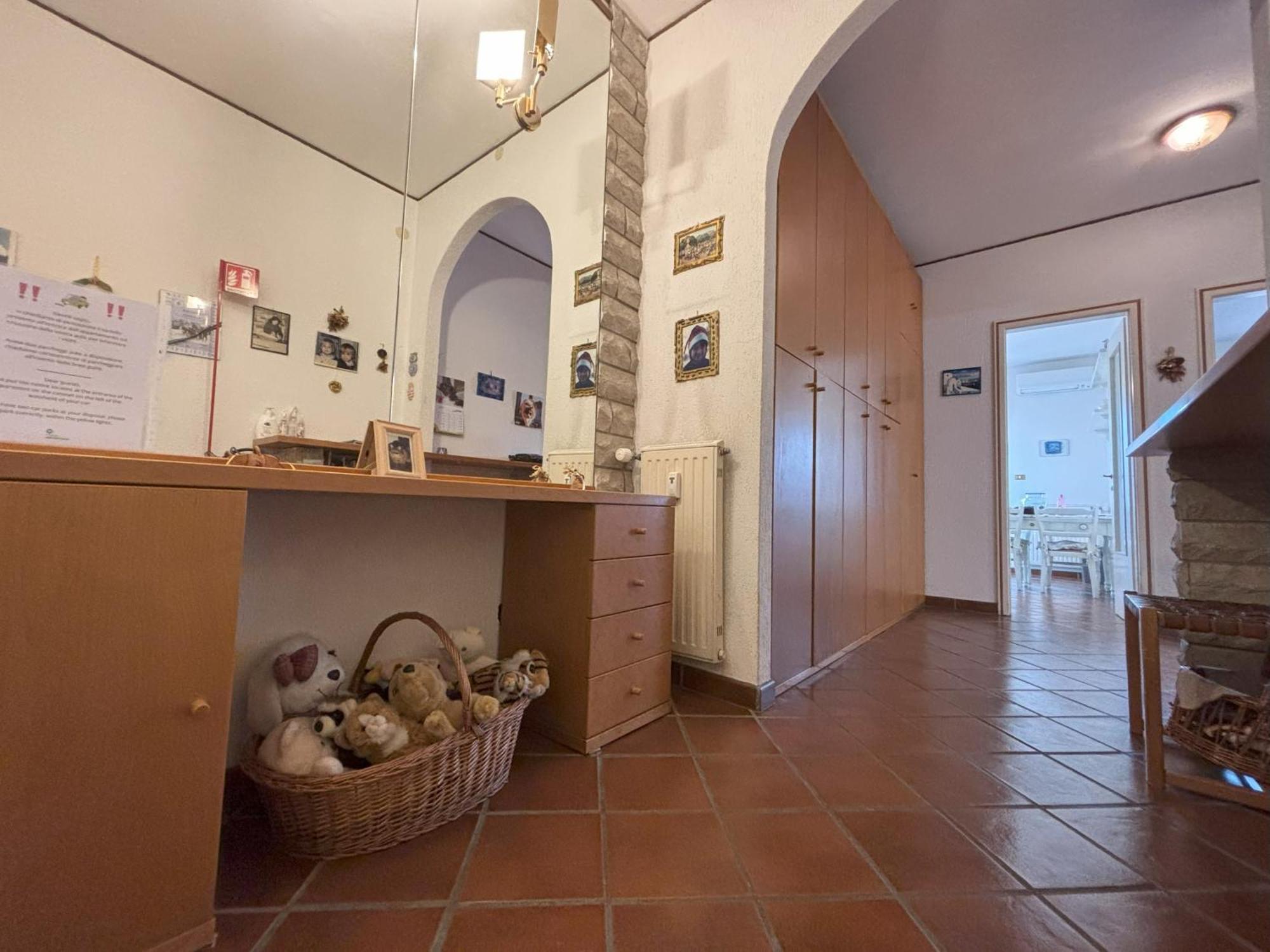Affitto Turistico Via Bonomea 219-1 Apartamento Trieste Exterior foto